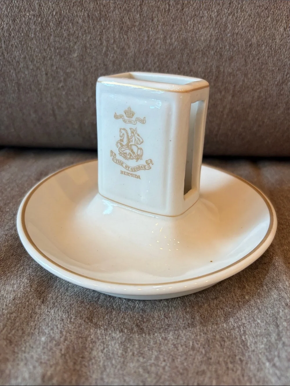 Vintage The St. George Bermuda Porcelain and Gold ash tray and matchbook holder